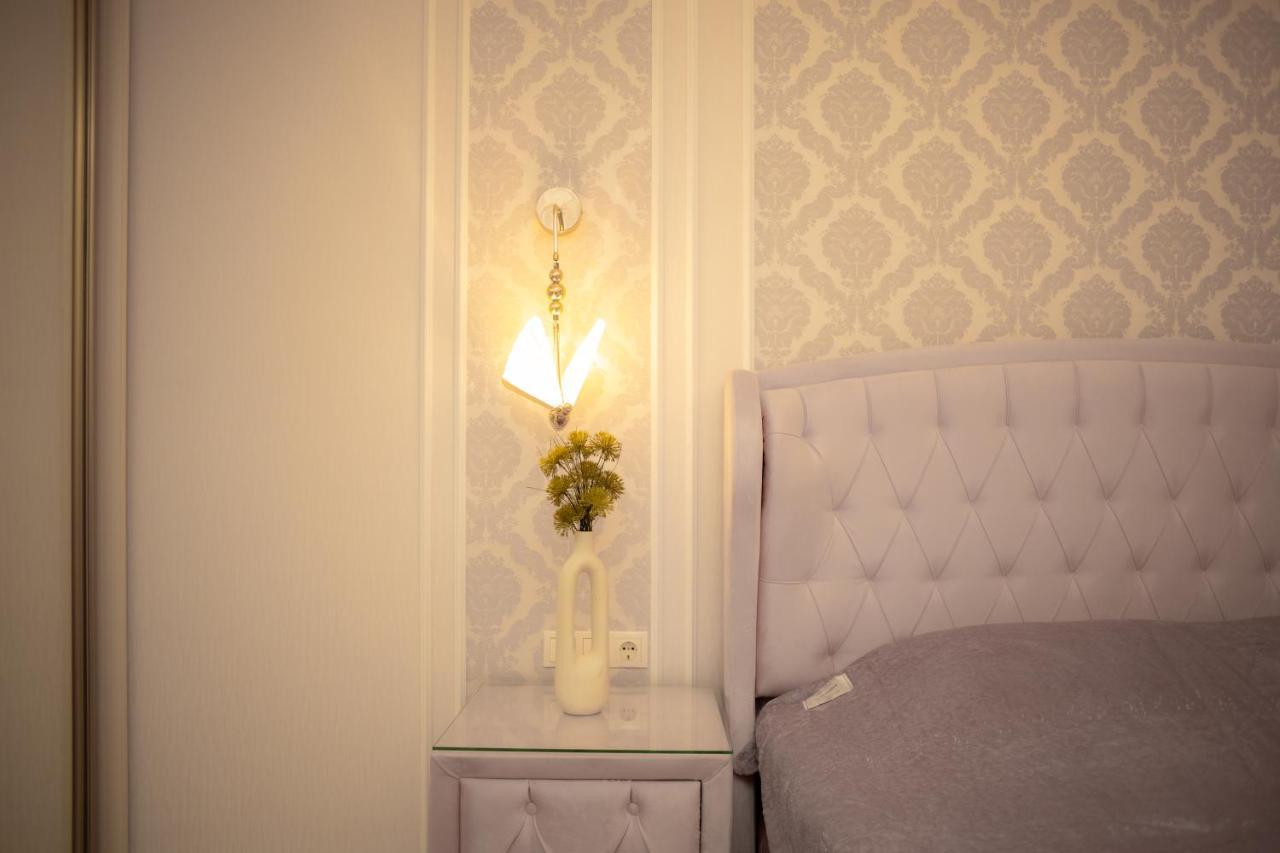 Center Candle